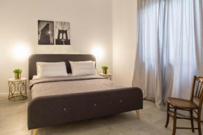 Aura Spacious 2 Bedroom Apartment